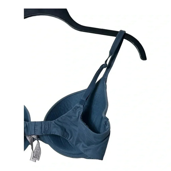 1433.‎ VICTORIA’S SECRET BODY BY VICTORIA LIGHTLY PADDING SIZE 34C BLUE/PINK - Picture 6 of 7